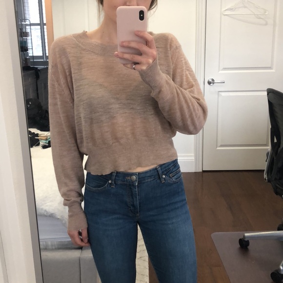 Aritzia Community light long sleeve - Picture 3 of 5